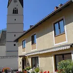 Fruehstueckspension Kirchenwirt Gasthuis Obervellach