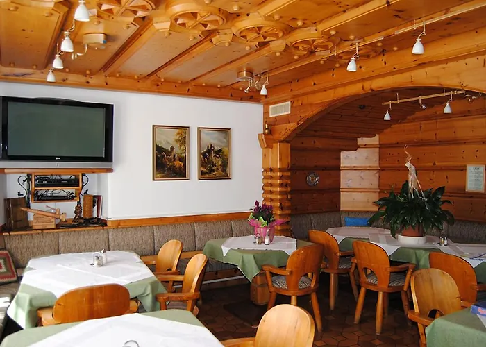 בית הארחה Fruehstueckspension Kirchenwirt אוברוולאך